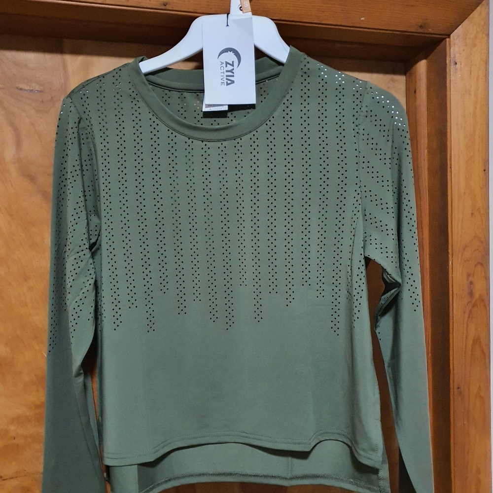 Zyia long sleeve